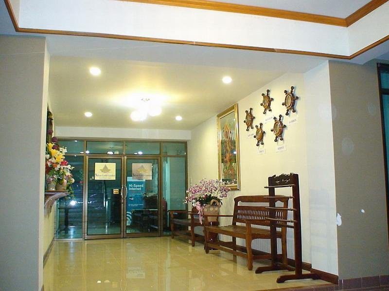 โรงแรมซิลเวอร์โกลด์ การ์เด้นท์ สุวรรณภูมิ แอร์พอร์ต โรงแรม 3*